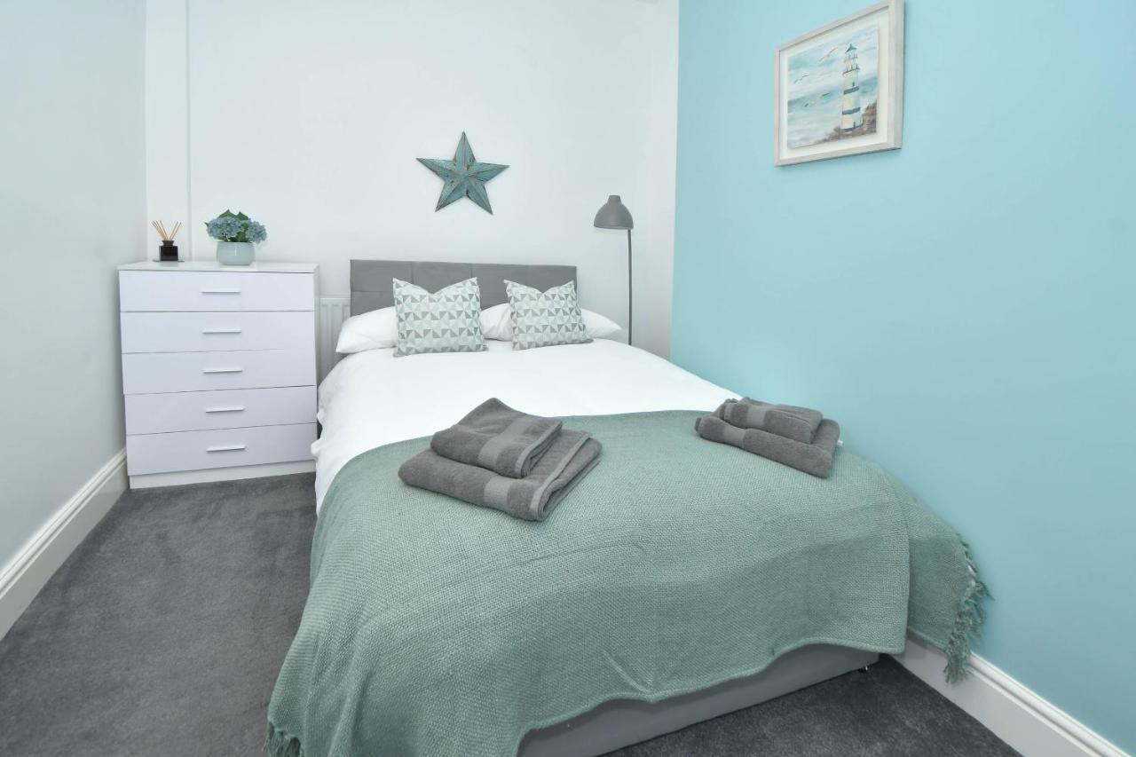 Find A Spacious And Stylish Escape In The City Centre At Sturgess House, Perfect For Longer Stays! Stoke-on-Trent Exterior foto